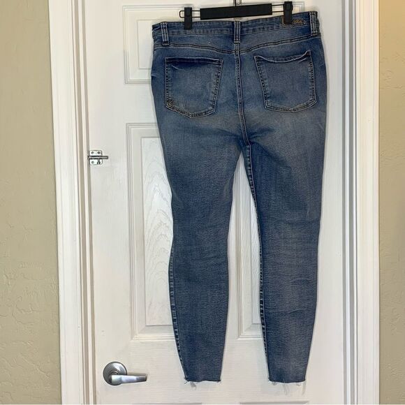 Kut from the Kloth Carlo Ankle Skinny Distressed Jeans Size 16 Raw Hem - Picture 10 of 10